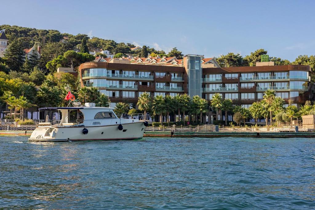 Princes' Palace Resort