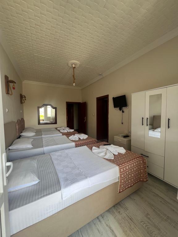 Standart Oda,Bahçe Manzaralı,2. Kat Balkonlu