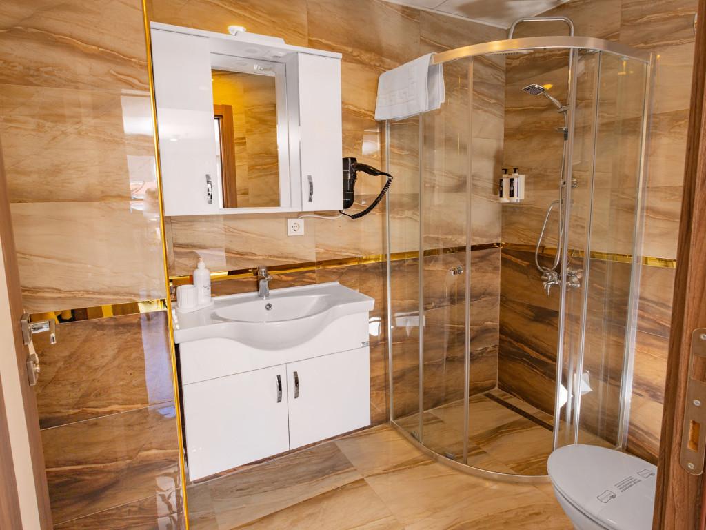 Superior Room, City View (Balcony)