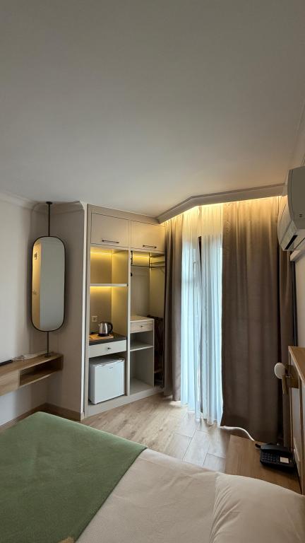 Deluxe Oda,Deniz Manzaralı,Balkonlu
