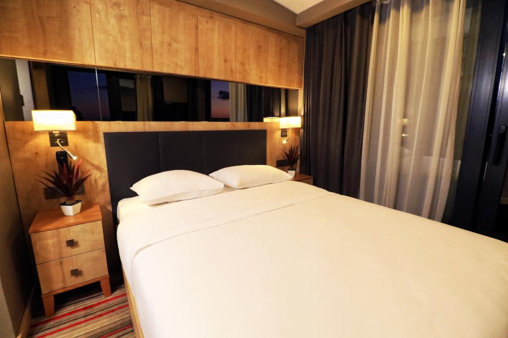 Standart Oda,Deniz Manzaralı,Balkon veya Teraslı