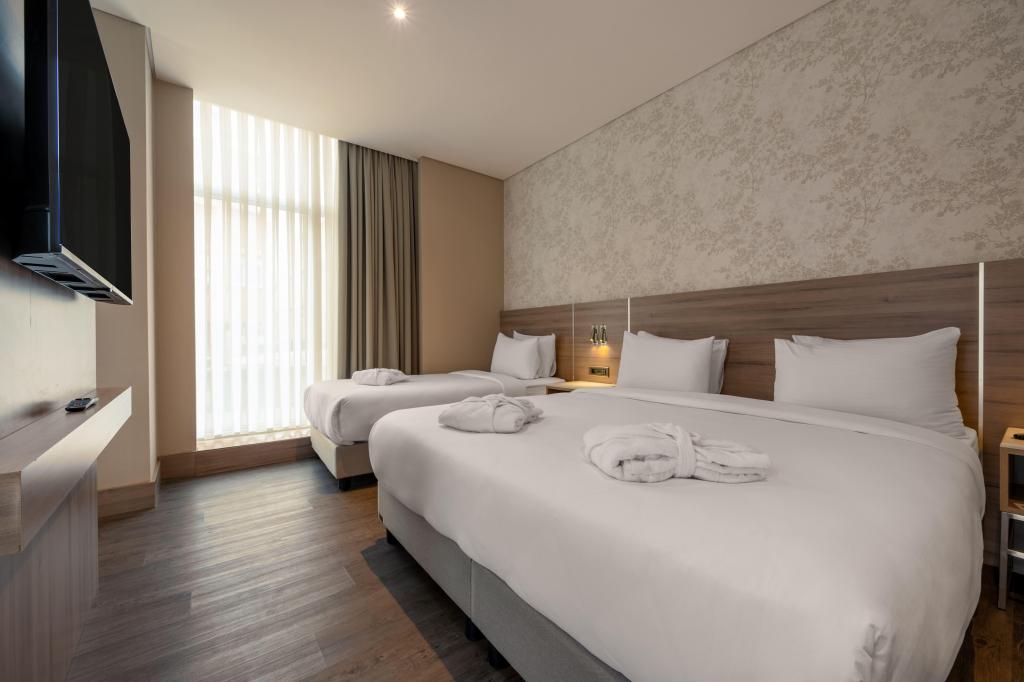 Suit Oda, Şehir Manzaralı