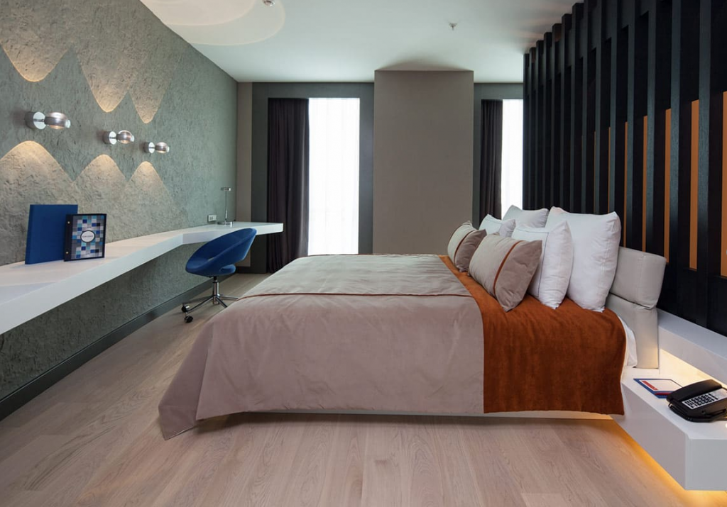 Suit Oda, Şehir Manzaralı