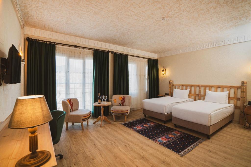 Deluxe Room, City View