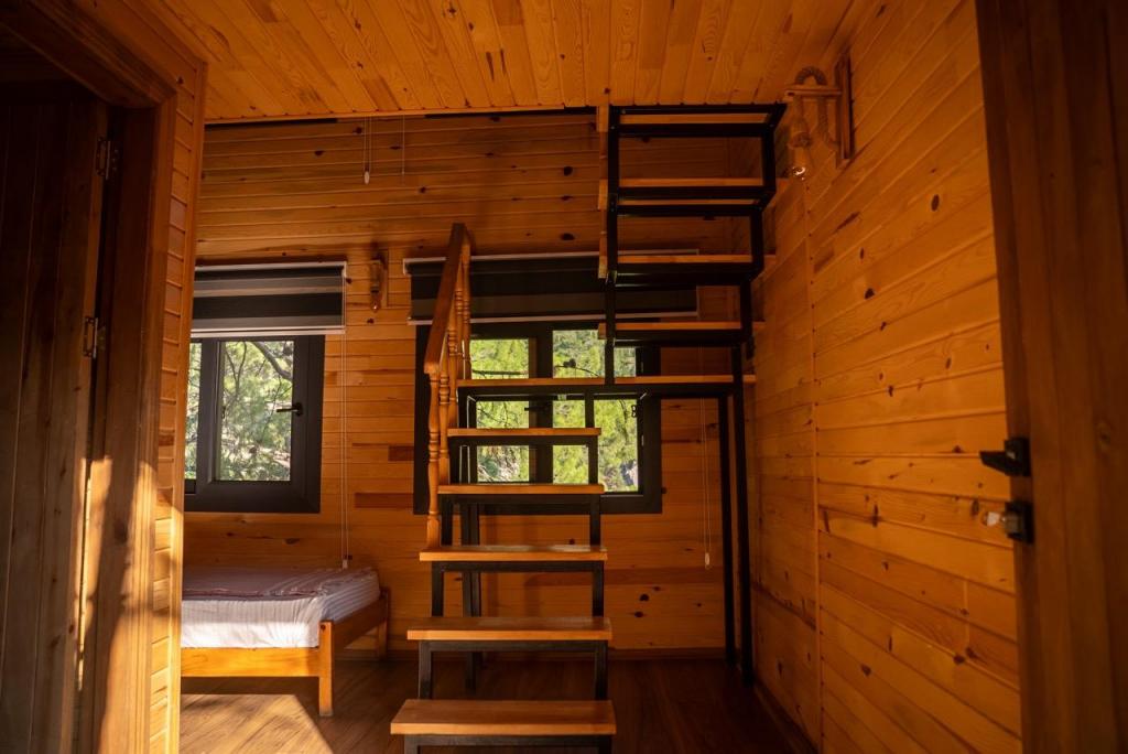 Bungalow,Dağ Manzaralı,Balkon veya Teraslı