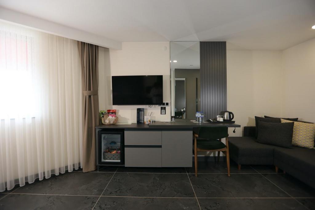 Business Room