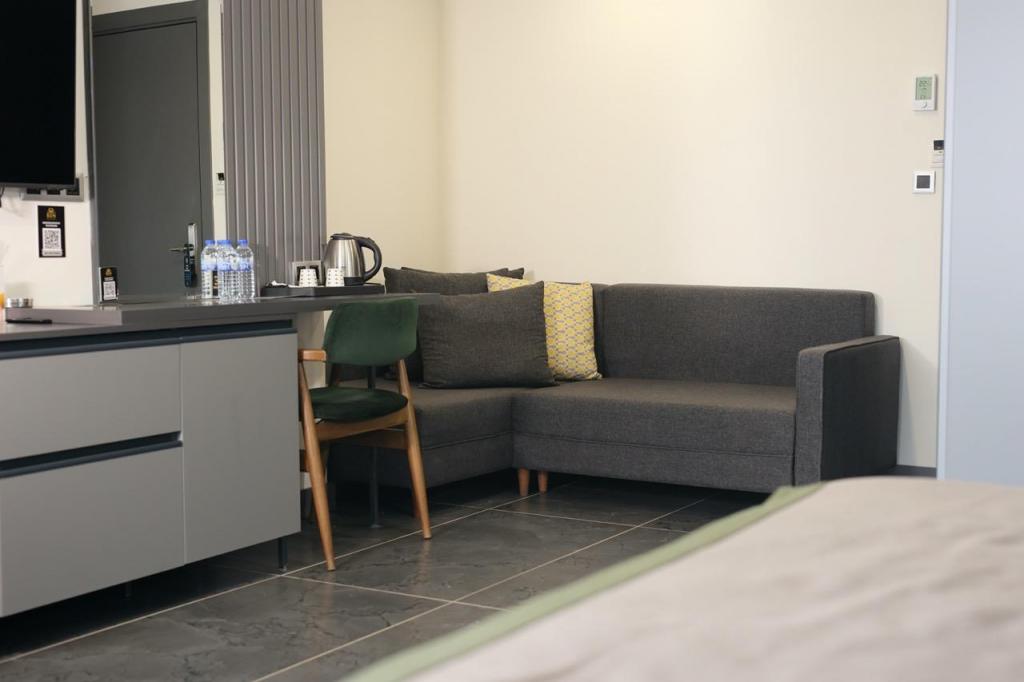 Business Room