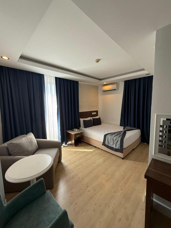 Standart Oda,Nehir Manzaralı,Balkonlu