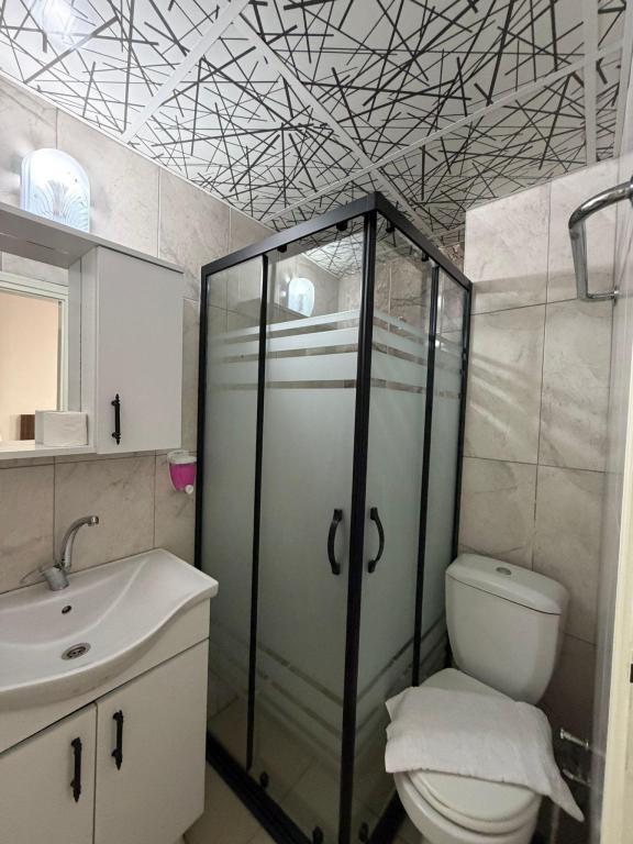 Standart Oda, Deniz Veya Kara Manzaralı (Balkonlu)