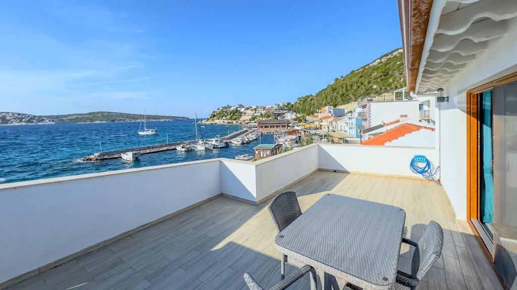 Suite,Deniz Manzaralı