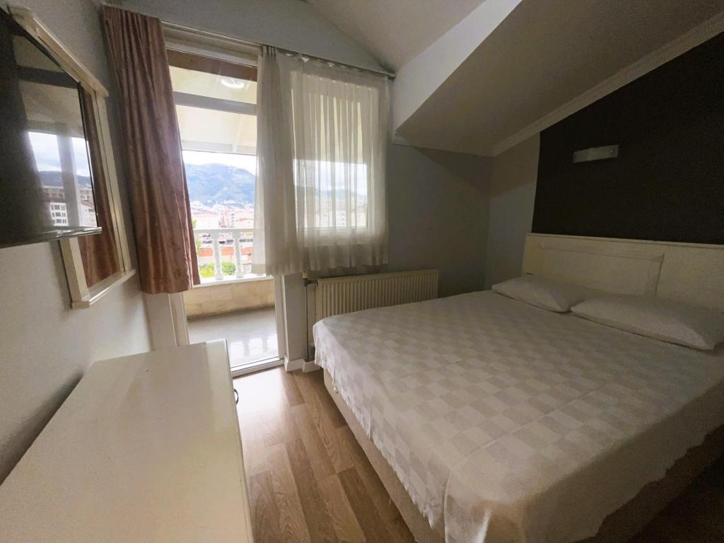 Standart Oda, Şehir Manzaralı (Balkonlu)