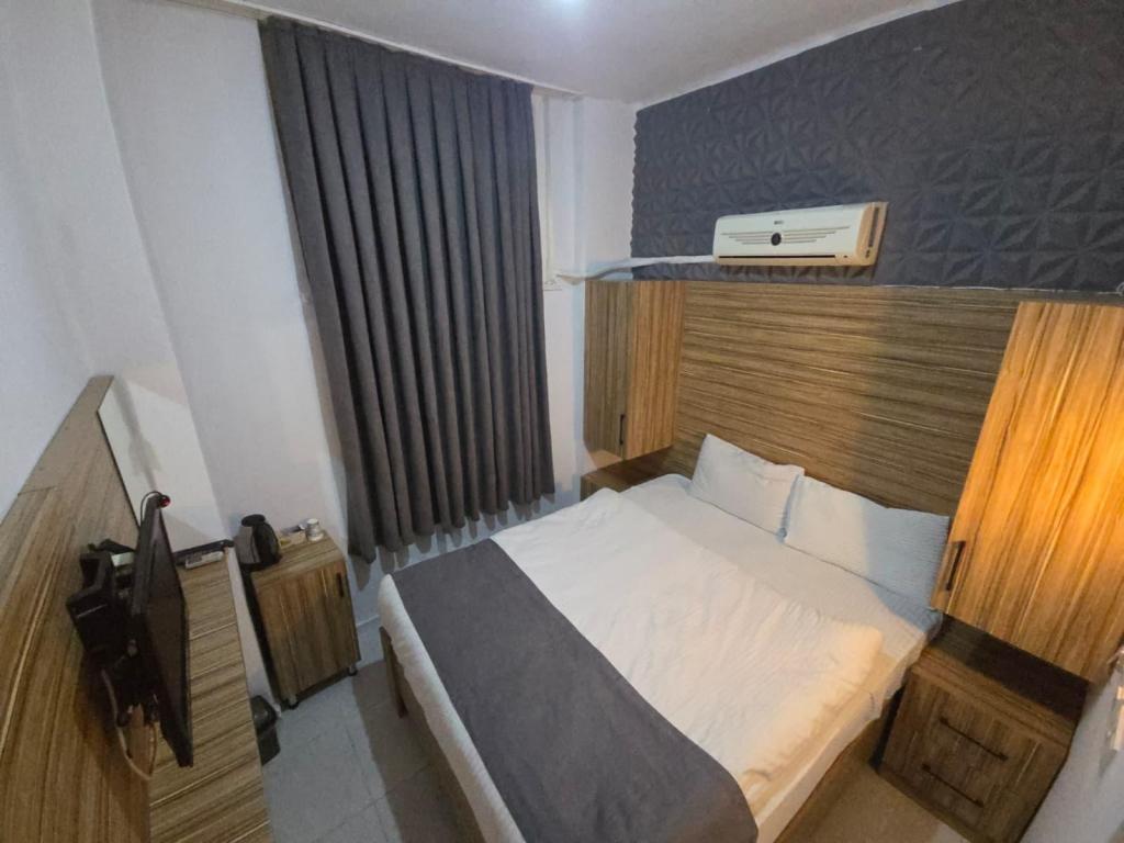 Çift Kişilik, Manzarasız, -1. Kat