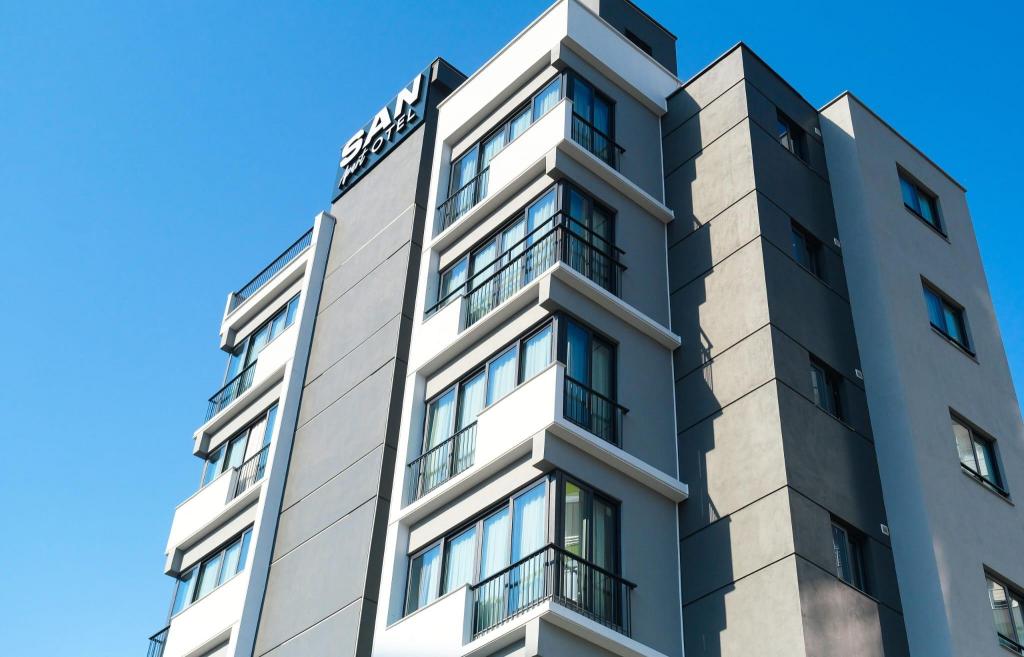 San Suit Otel