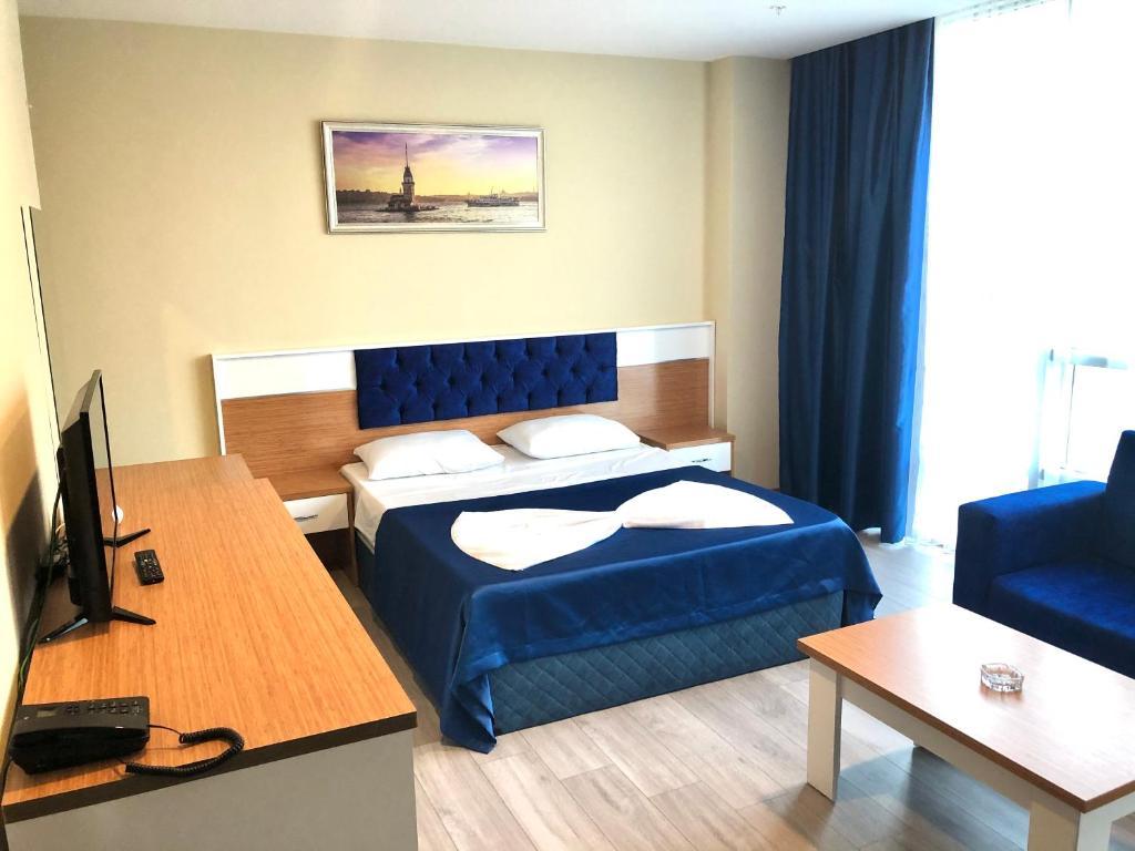 Economy Room, City View