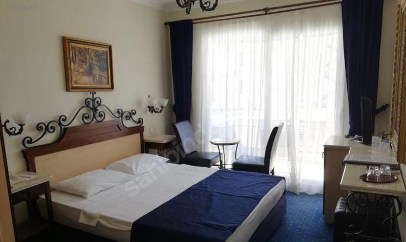 Standart Oda, Kara Manzaralı (3 Kişilik, Balkonlu)