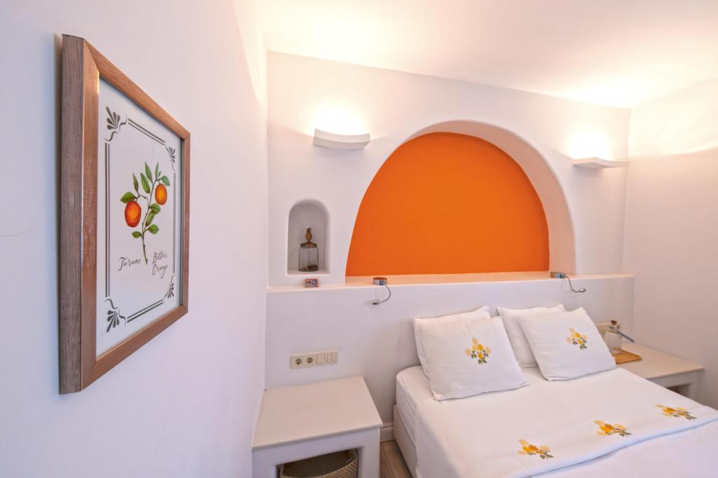 Superior Room, Street View