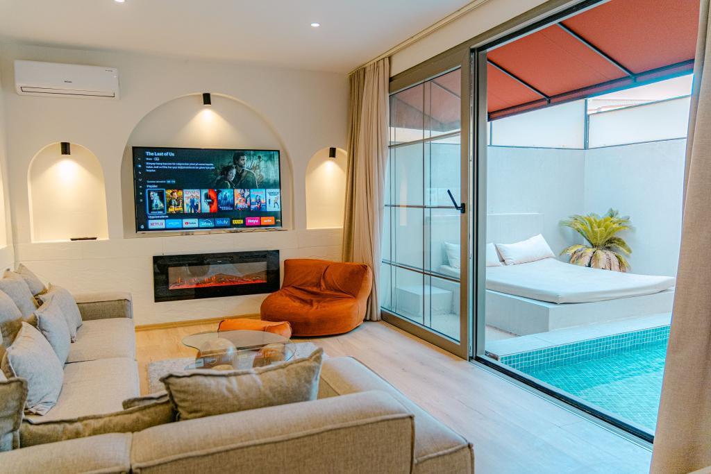 King Suite,Havuz ve Bahçe Manzaralı,Isıtmalı Özel Havuzlu