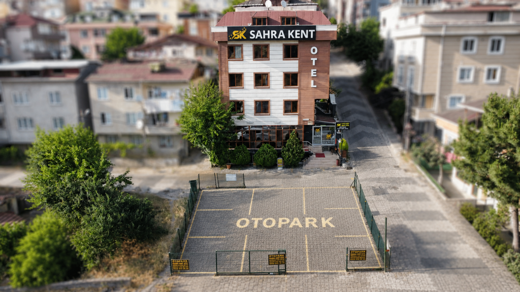 Sahrakent Otel Ataşehir’de konaklayan misafirlerimiz için otopark imkânı bulunmaktadır.