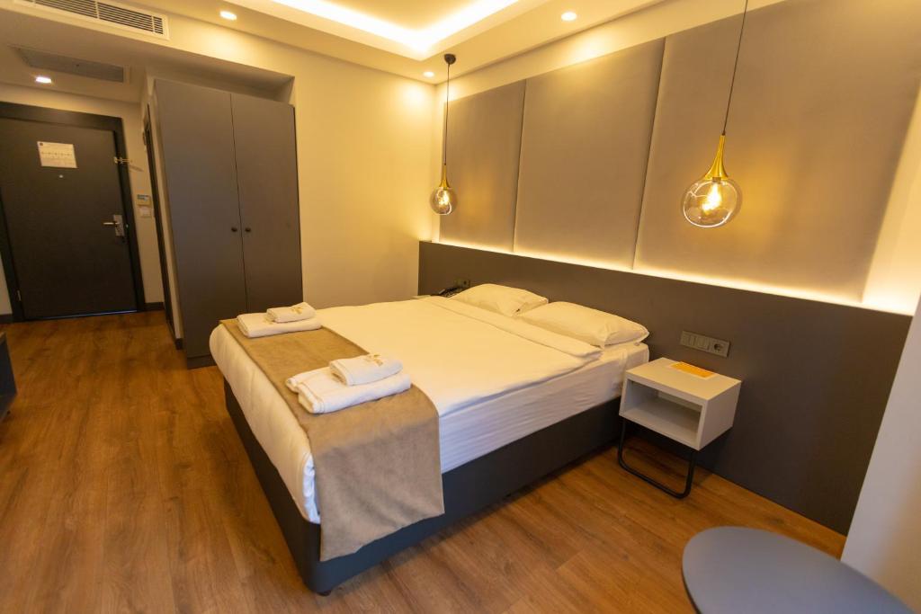 Standart Oda, Kısmi Deniz Manzaralı (Balkonsuz)