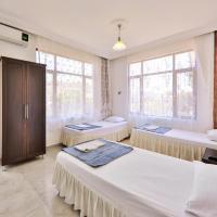 Standart Oda, Şehir Veya Dağ Manzaralı (3 Kişilik, Balkonlu)