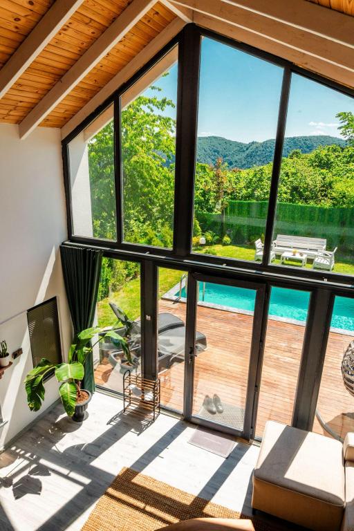 Superior Bungalow 2+1,Dağ veya Havuz Manzaralı,Özel Havuzlu (Isıtmasız)