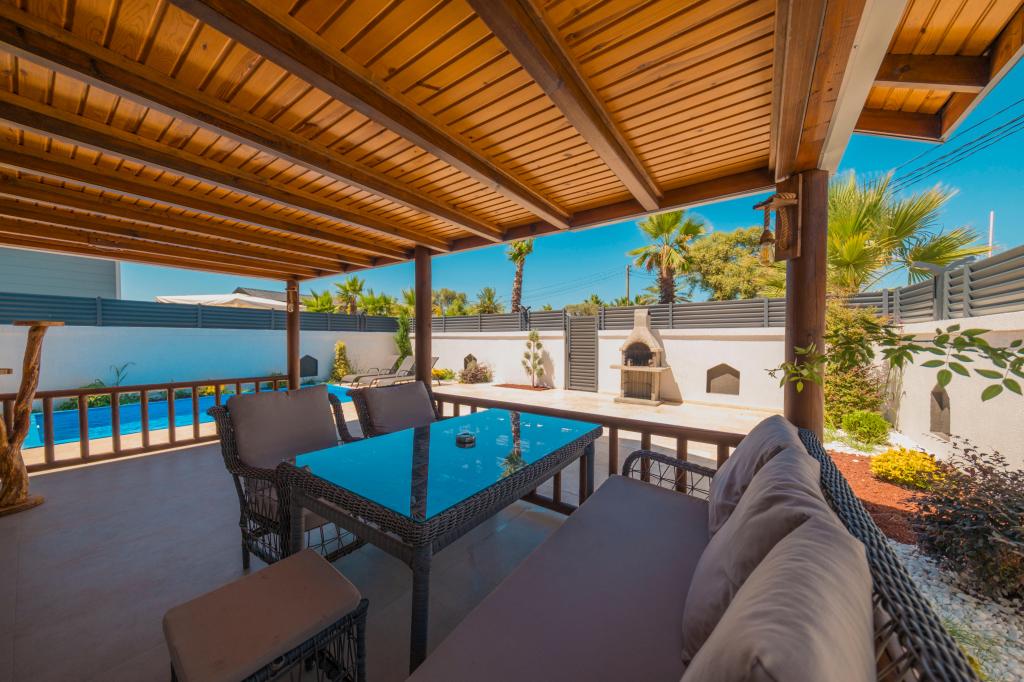 Suit Bungalov,Bahçe Manzaralı,Özel Havuzlu ve Jakuzili