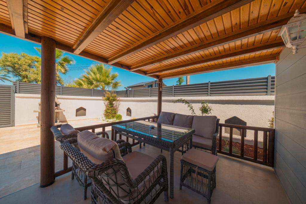 Suit Bungalov,Bahçe Manzaralı,Özel Havuzlu ve Jakuzili