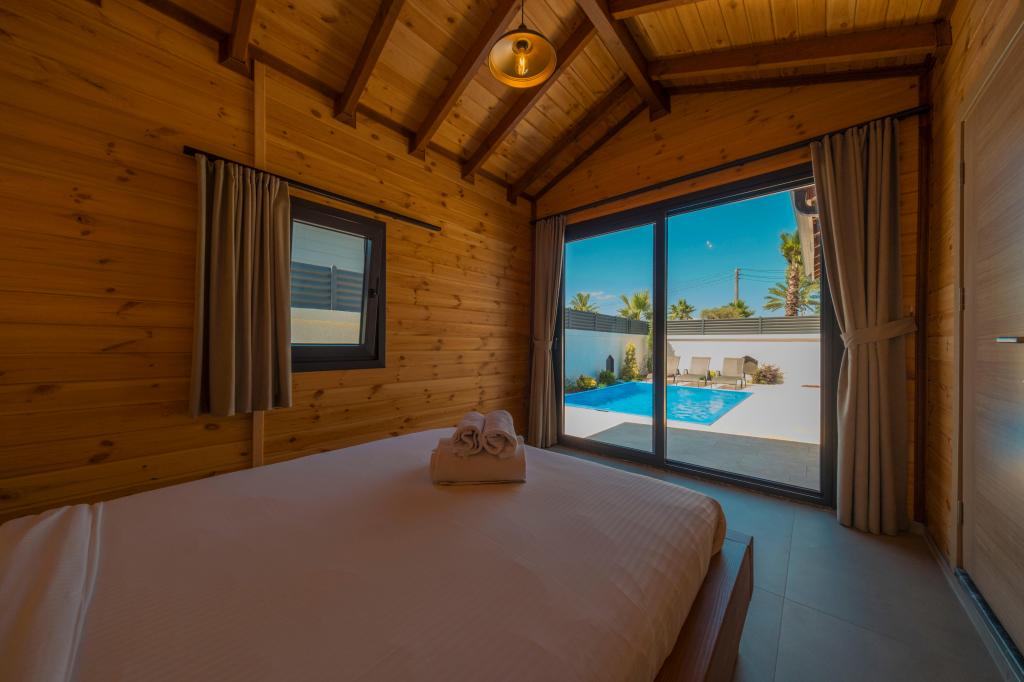 Suit Bungalov,Bahçe Manzaralı,Özel Havuzlu ve Jakuzili