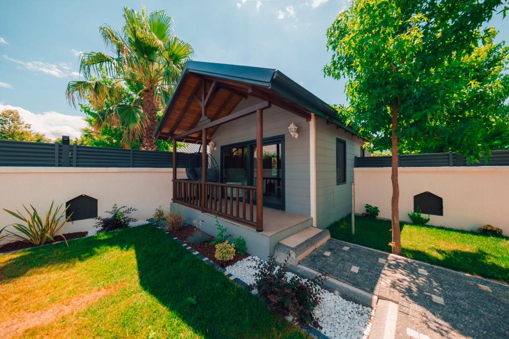 Deluxe Bungalov,Bahçe Manzaralı,Jakuzili