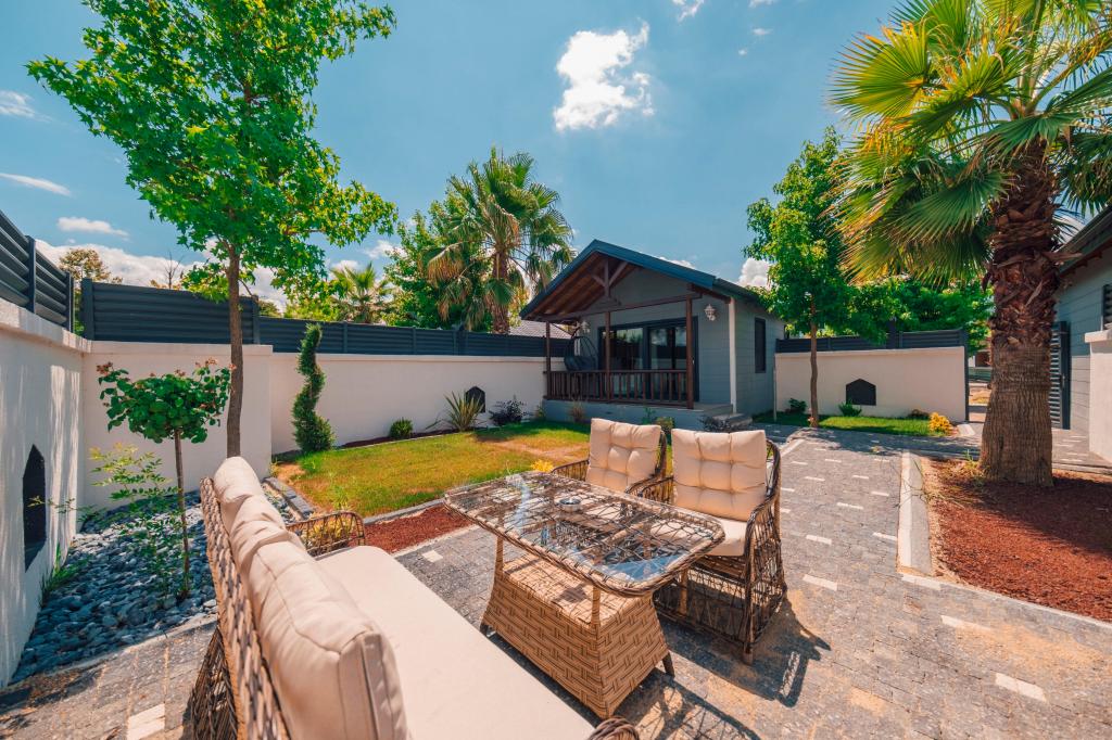 Deluxe Bungalov,Bahçe Manzaralı,Jakuzili