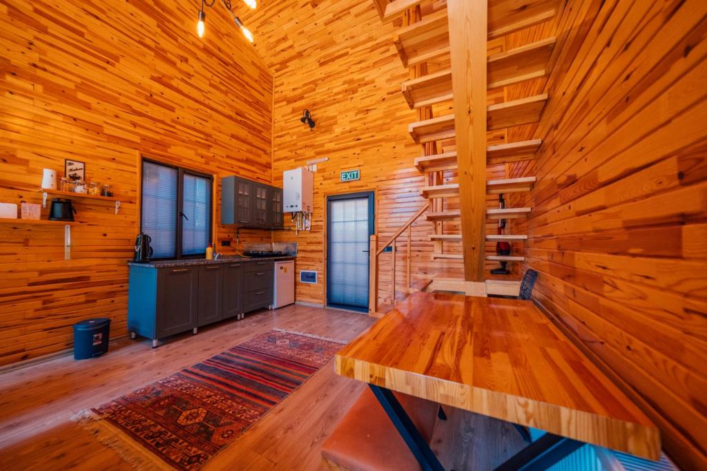 Jakuzili Bungalow ,Havuz Manzaralı,Isıtmalı Özel Havuzlu