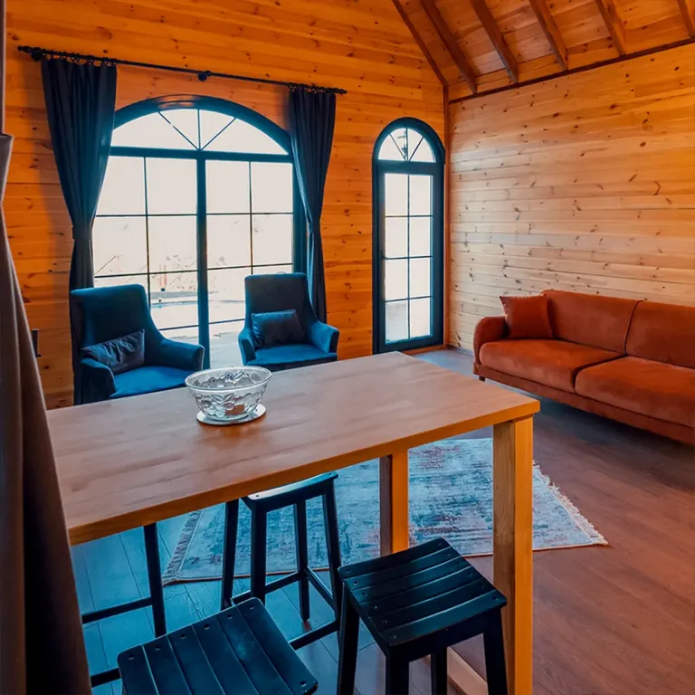 Suite Bungalow,Göl Manzaralı,Özel Havuzlu ve Bahçeli