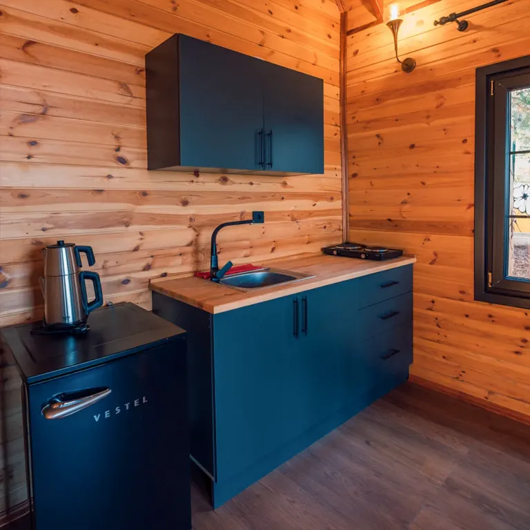 Suite Bungalow,Göl Manzaralı,Özel Havuzlu ve Bahçeli