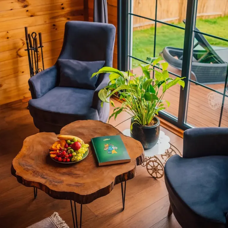 Suite Bungalow,Göl Manzaralı,Özel Havuzlu ve Bahçeli