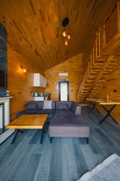 Deluxe Bungalow,Göl Manzaralı,Isıtmalı Özel Havuzlu