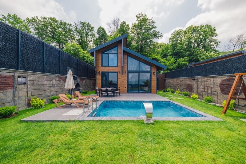 Deluxe Bungalow,Göl Manzaralı,Isıtmalı Özel Havuzlu