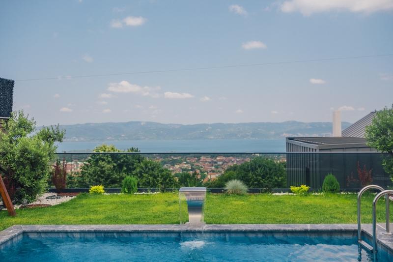 Deluxe Bungalow,Göl Manzaralı,Isıtmalı Özel Havuzlu