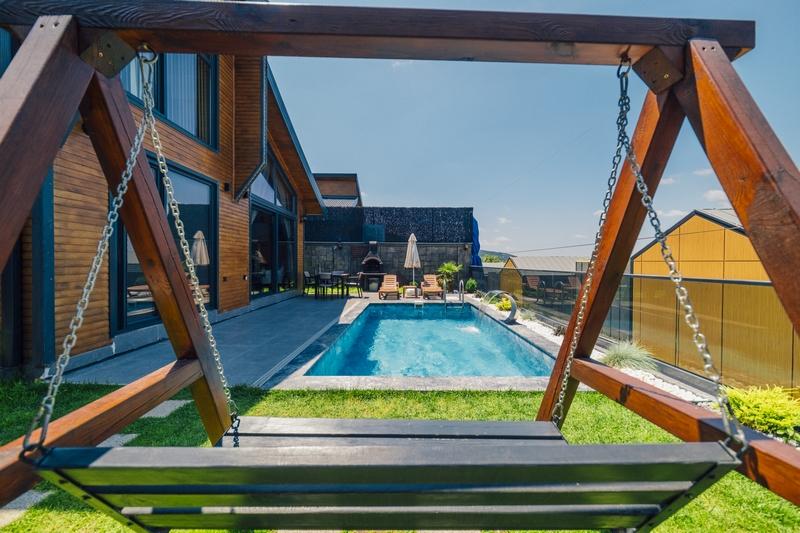 Standart Bungalow,Kısmi Göl Manzaralı,Isıtmalı Özel Havuzlu