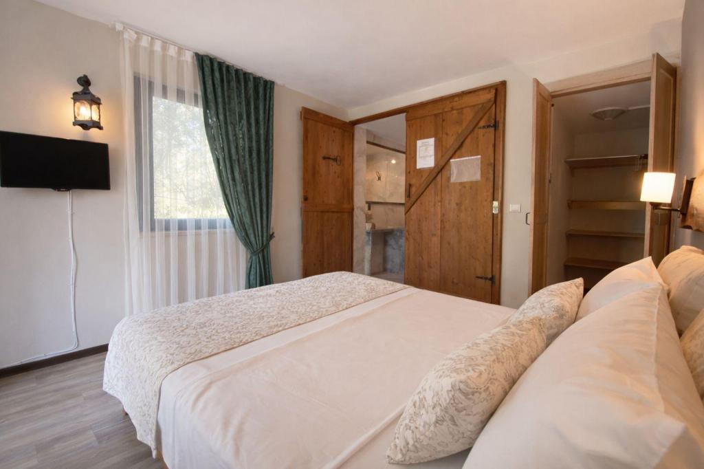 Çift Kişilik Oda, Bahçe Manzaralı, 1. Kat