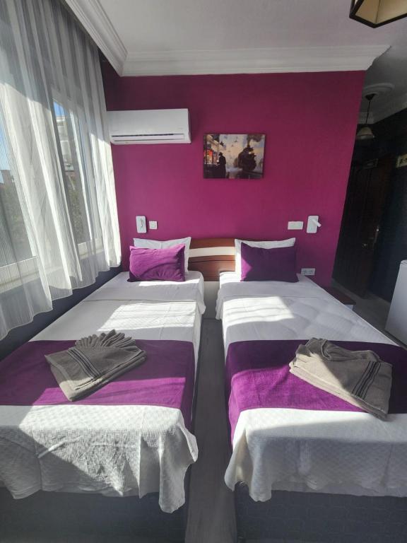 Classic Iki Ayrı Yataklı Oda, Havuz Manzaralı (Balkonlu)