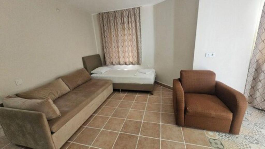 1+1 Apart Daire,Bahçe Manzaralı,Bahçe Katı