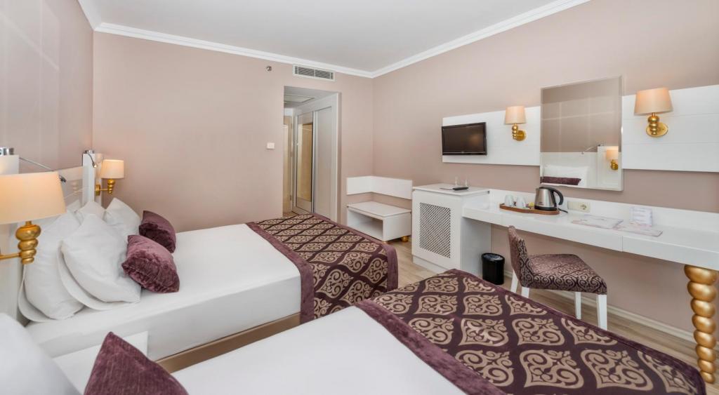 Standard Room, Sea View (Balcony)