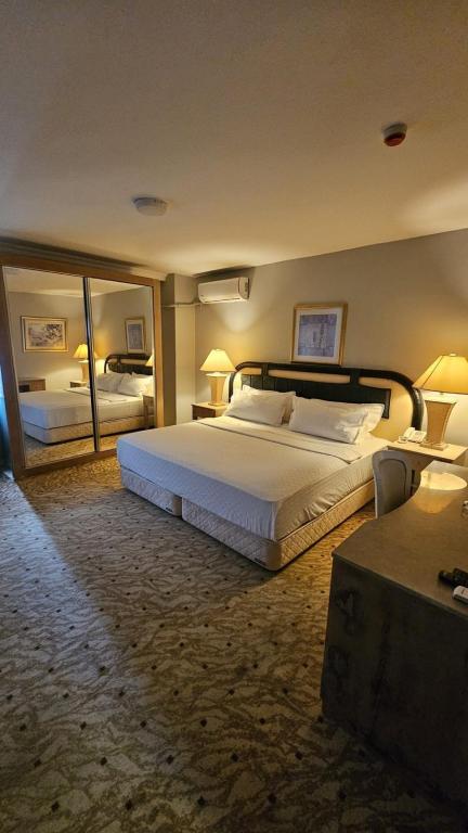 hotel-image