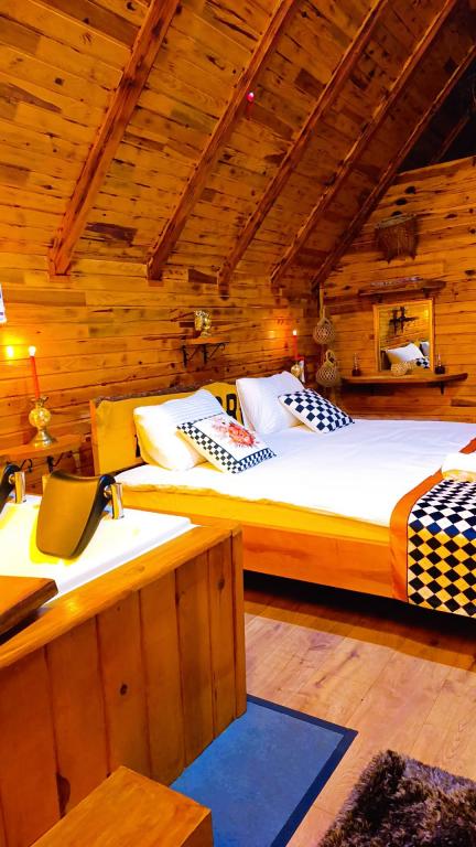 Jakuzili Bungalow ,Dere ve Orman Manzaralı,Jakuzili ve Balkonlu