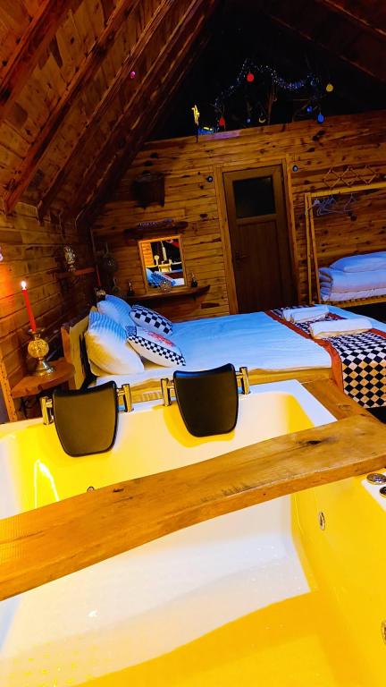 Jakuzili Bungalow ,Dere ve Orman Manzaralı,Jakuzili ve Balkonlu