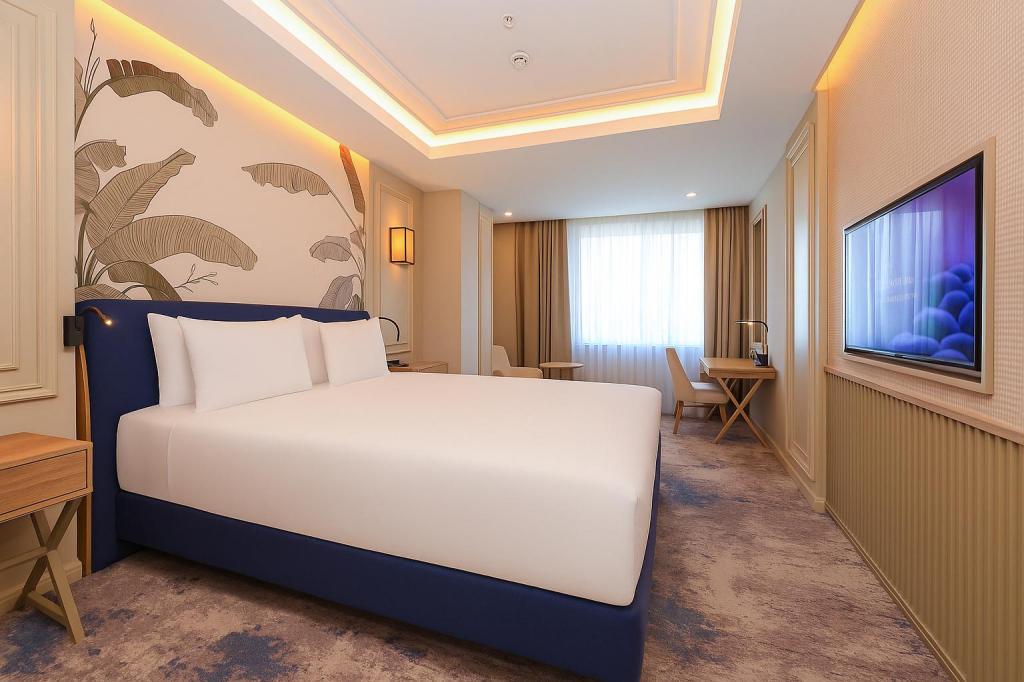 Economy Room
