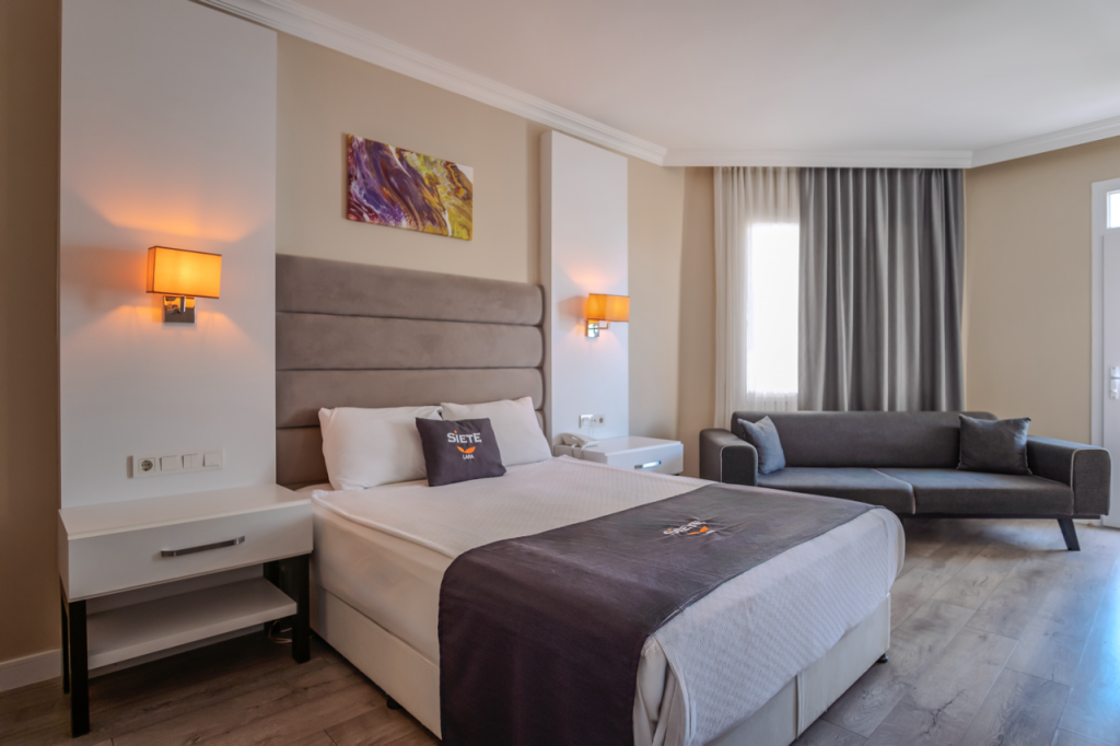 Standart Oda, Deniz Manzaralı (Balkonlu)