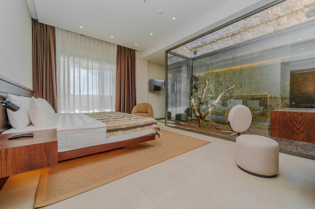 Villa, Havuz Manzaralı