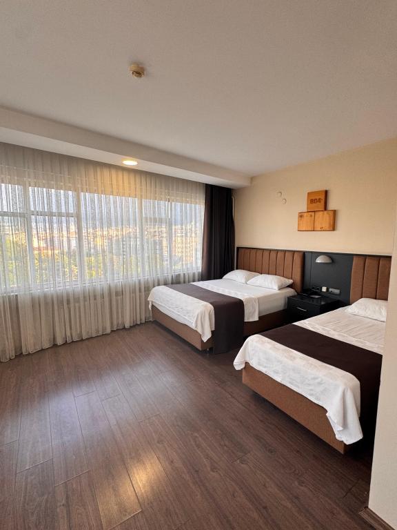 Suit Oda, Deniz Manzaralı