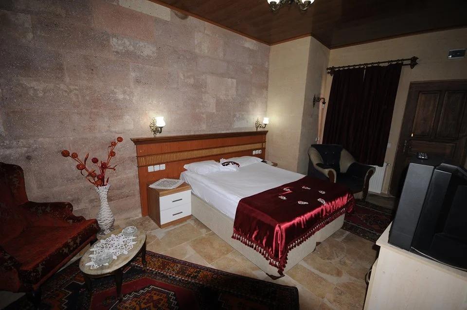 Aile Odası, Avlu Manzaralı